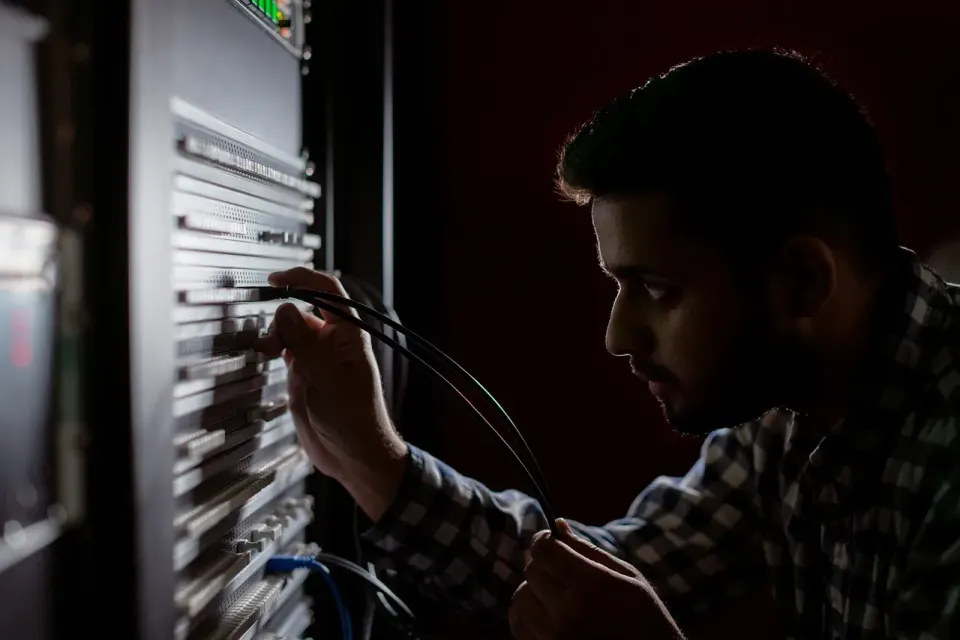 engineer, engineering, broadcast, broadcast engineer